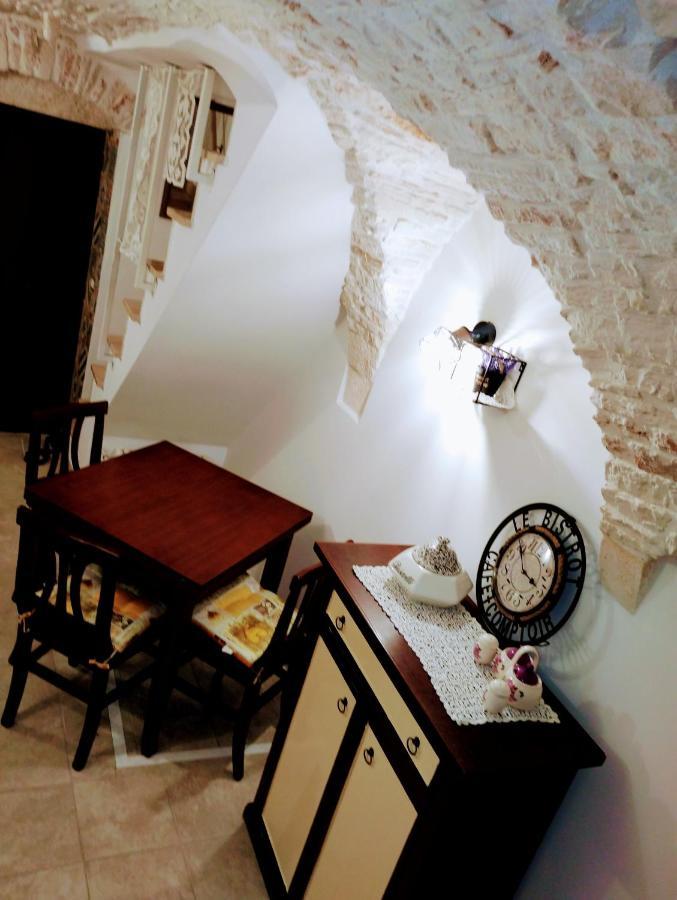 Al Bianco Nido White Stone Apt In Martina Franca Exterior photo